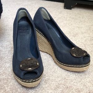 Tory Burch Navy Heels Size